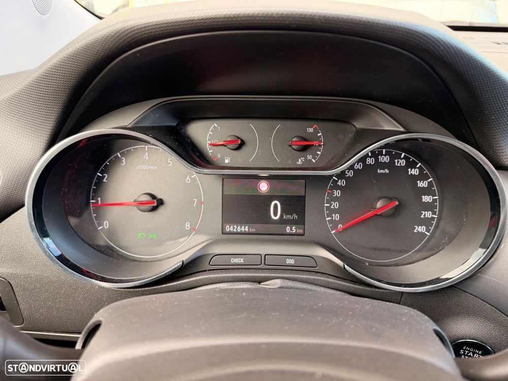 Opel Crossland 1.2 T Elegance - 33