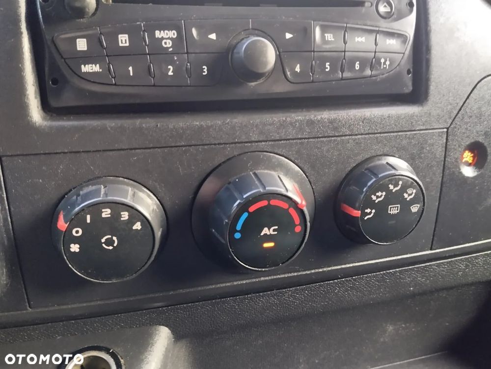 Renault Master - 11
