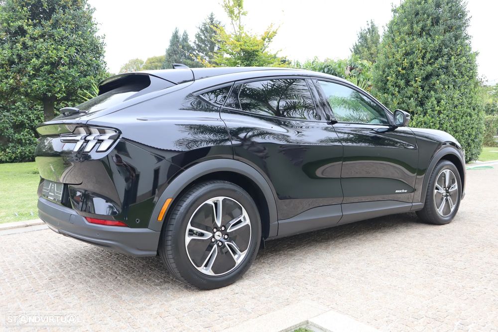 Ford Mustang Mach-E Standard - 3