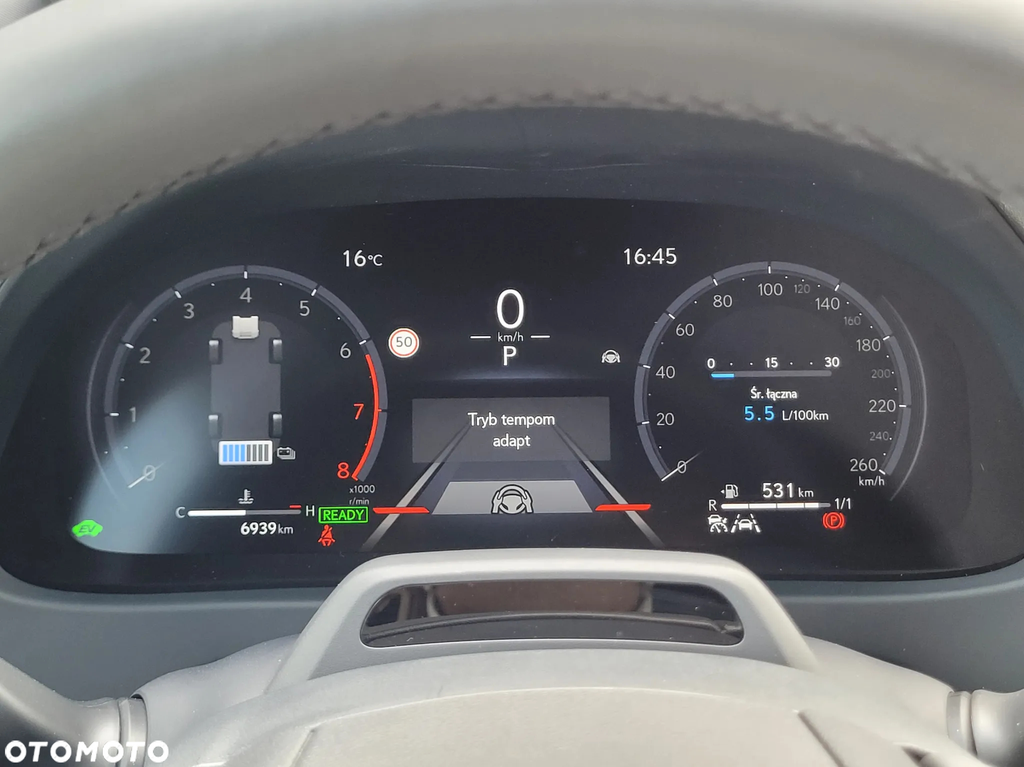 Lexus UX 300h F Sport Design - 22