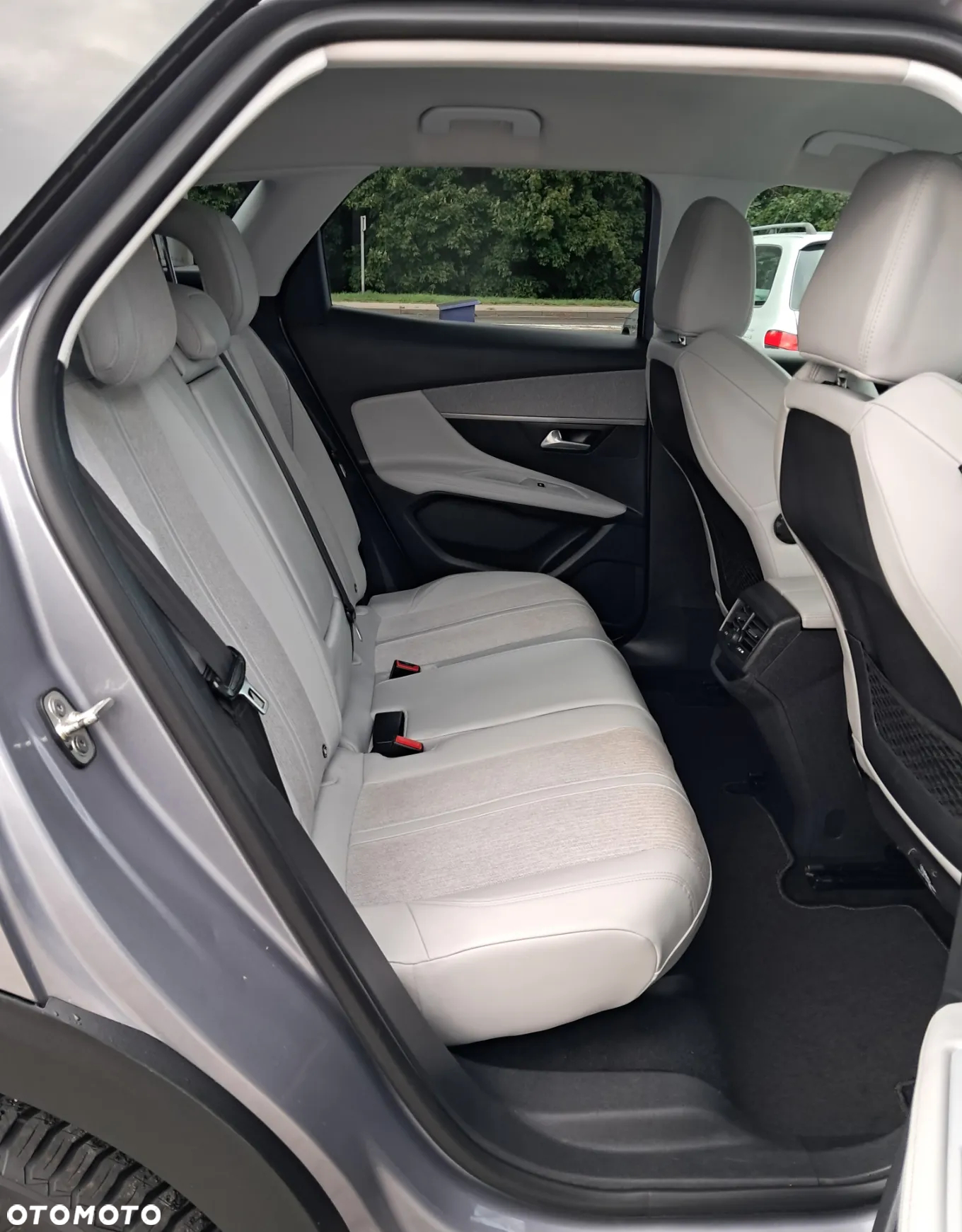 Peugeot 3008 - 13