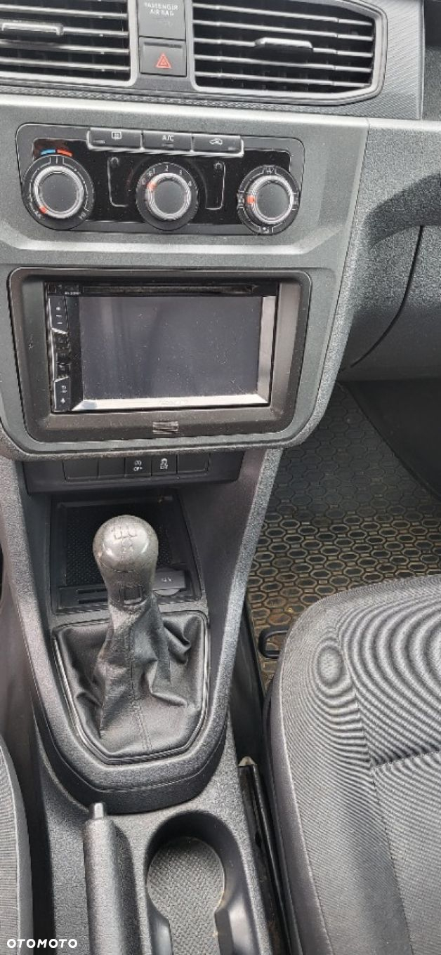 Volkswagen Caddy - 14