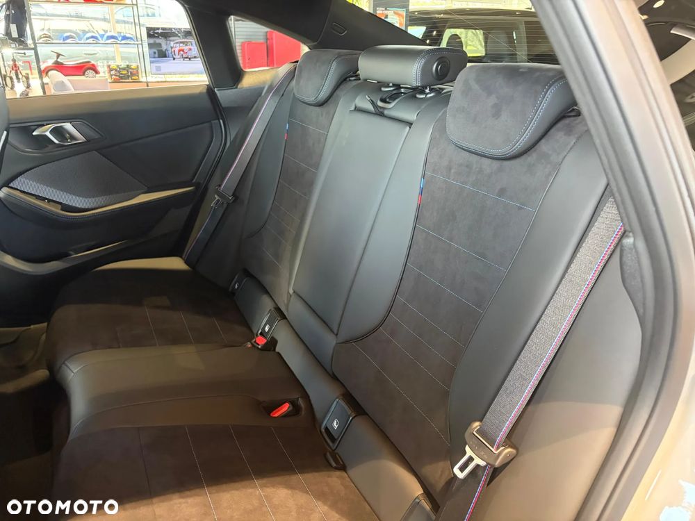 BMW Seria 2 220 mHEV - 20