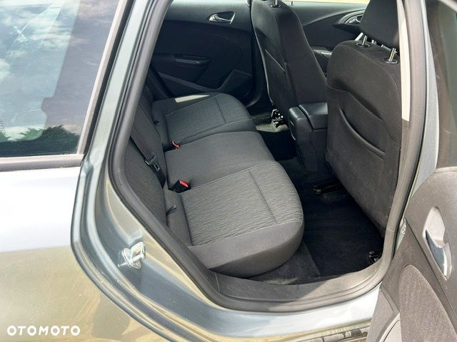 Opel Astra - 9