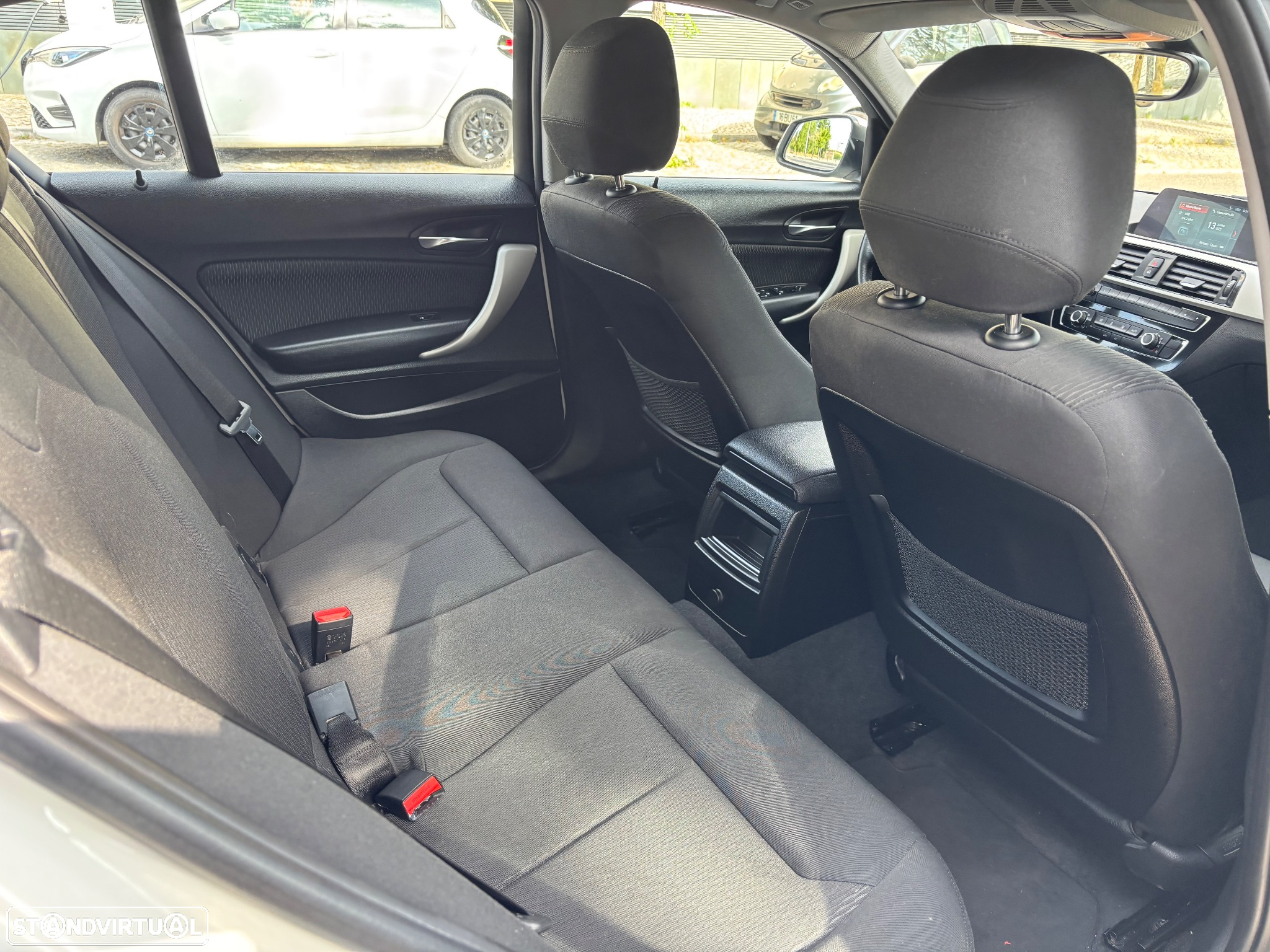 BMW 116 i Advantage - 13