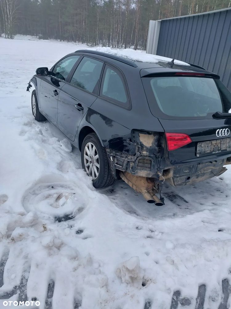 Audi A4 Avant 2.0 TDI DPF Ambiente - 4