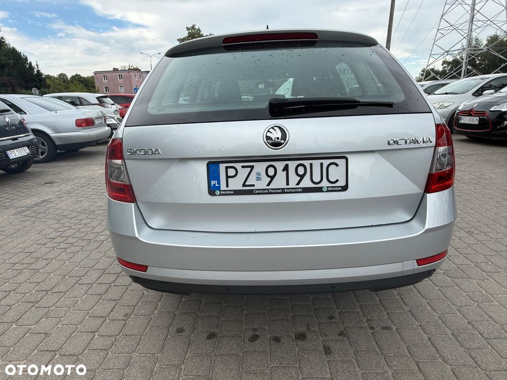 Skoda Octavia 1.6 TDI Ambition - 4