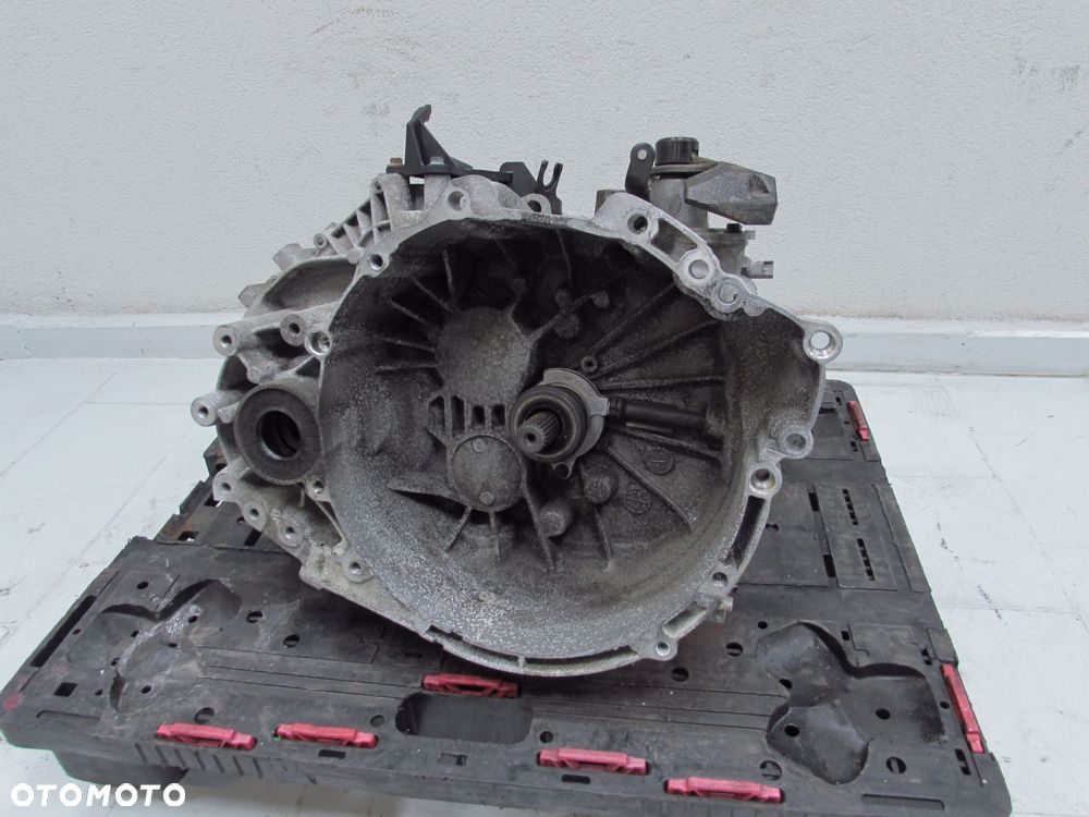 VOLVO V60 S60 II LIFT FL 2.0 D3 150 KM 13-18 SKRZYNIA BIEGOW MANUALNA GU1R7002AED 1285371 86 tmil - 2