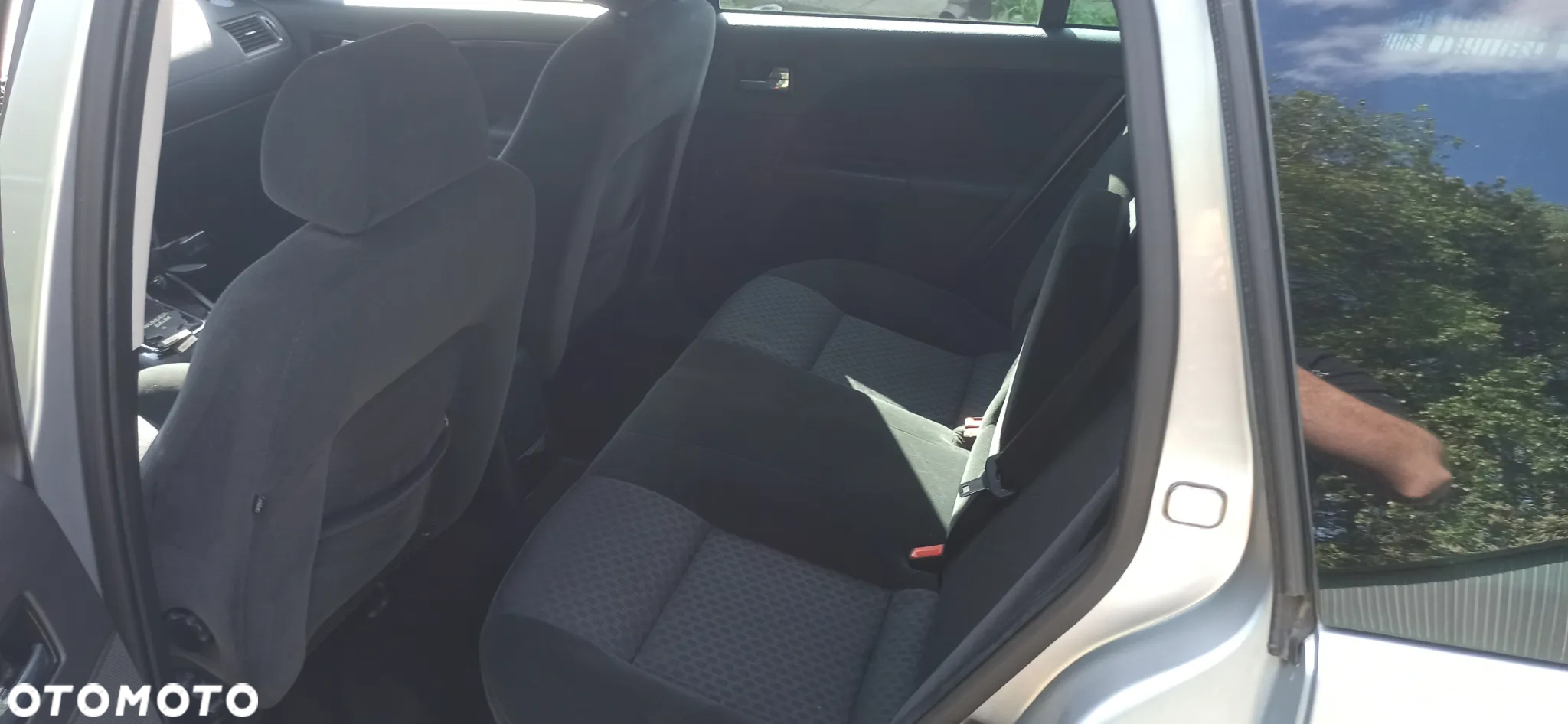 Ford Mondeo 2.0 FF Ghia - 10