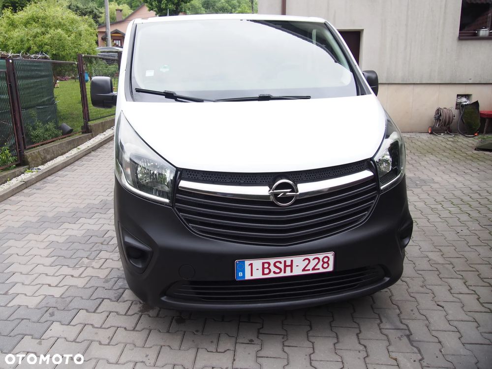 Opel vivaro - 2