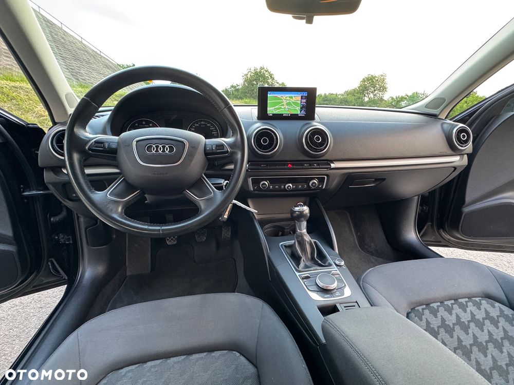 Audi A3 Sportback - 33