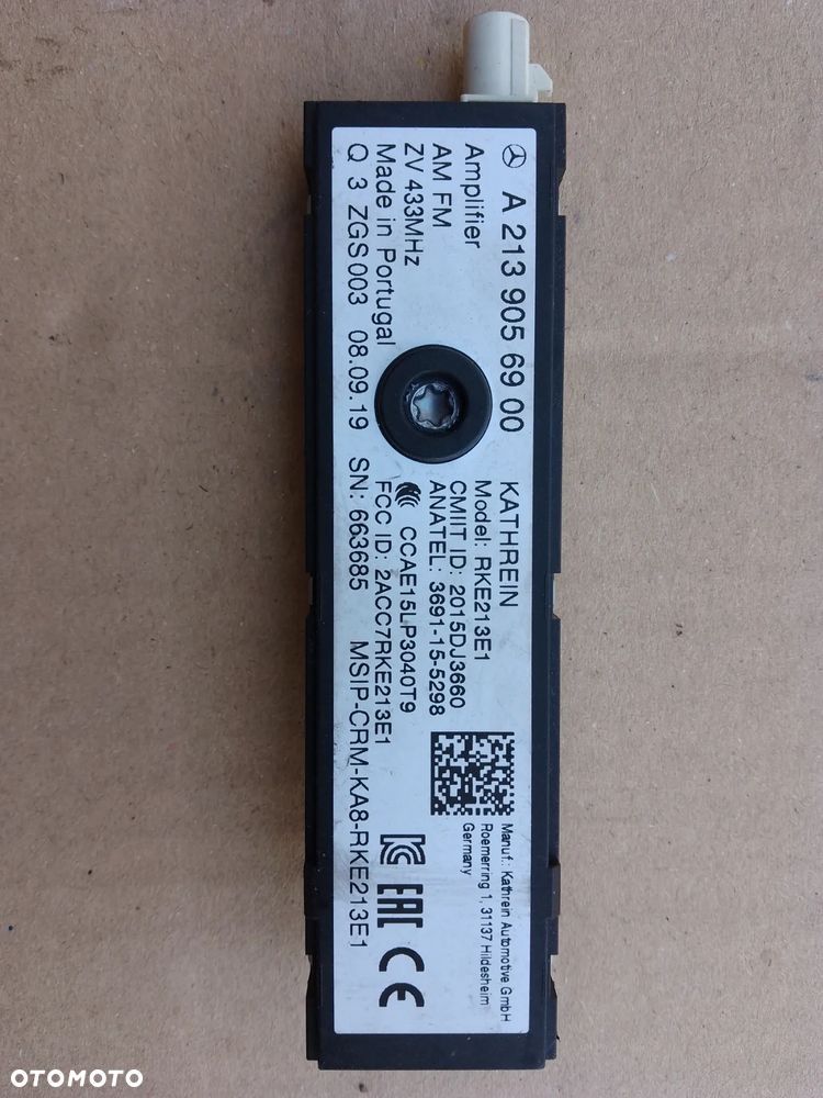 MERCEDES Wzmacniacz anteny A2139056900 W213 W205 - 2