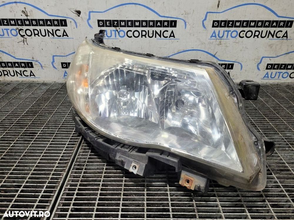 Far Dreapta Subaru Forester 2007 - 2010 SUV 4 Usi (1220) Xenon - 1