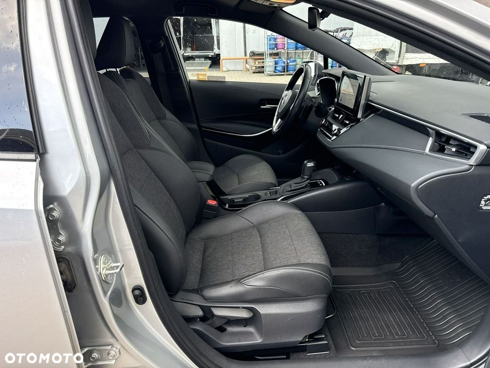 Toyota Corolla - 20