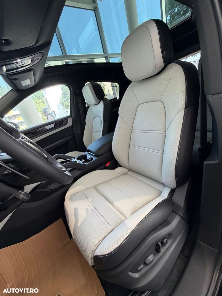 Porsche Cayenne Coupe Tiptronic S Black Edition - 16
