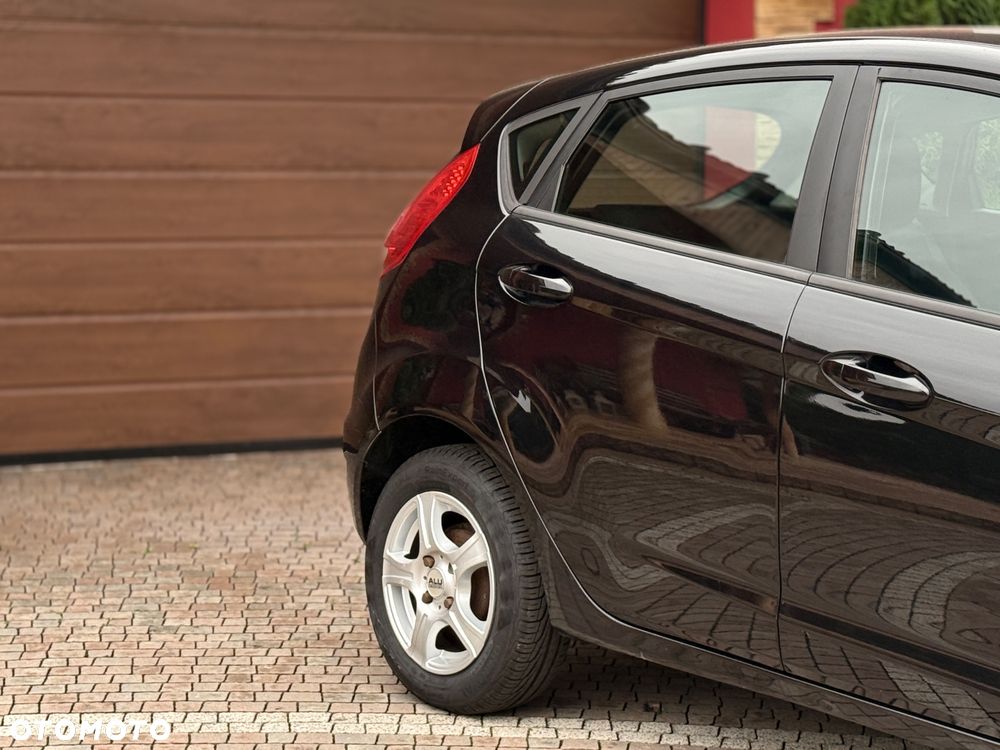 Ford Fiesta 1.25 Trend - 10