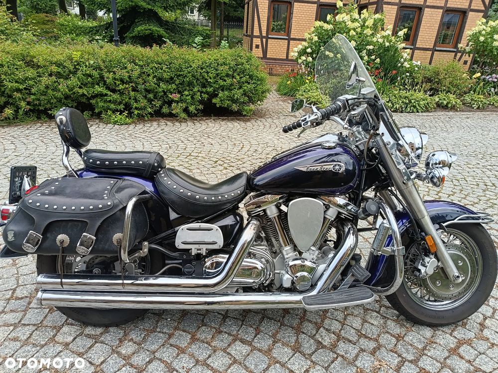 Yamaha Road Star - 2