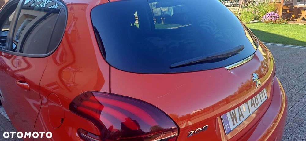 Peugeot 208 1.2 PureTech Allure - 12