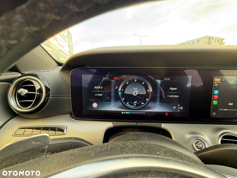 Mercedes-Benz Klasa E 220 d 9G-TRONIC - 11