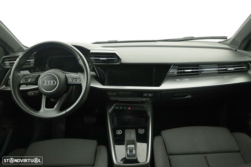 Audi A3 Sportback 45 TFSIe S line - 10