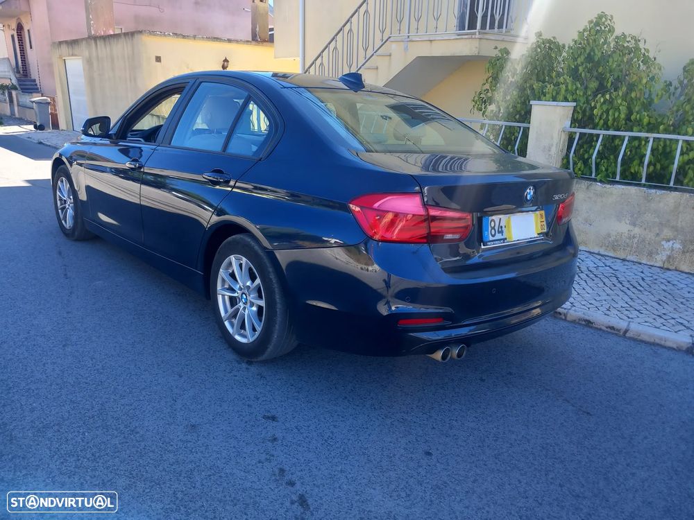 BMW 320 d Line Sport - 12