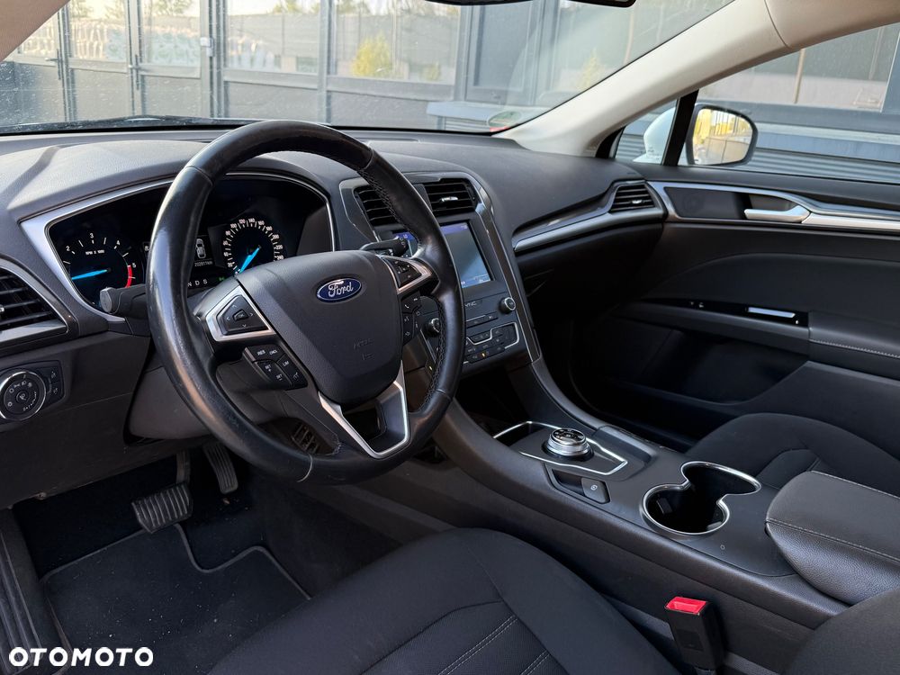 Ford Mondeo 2.0 TDCi Titanium PowerShift - 27