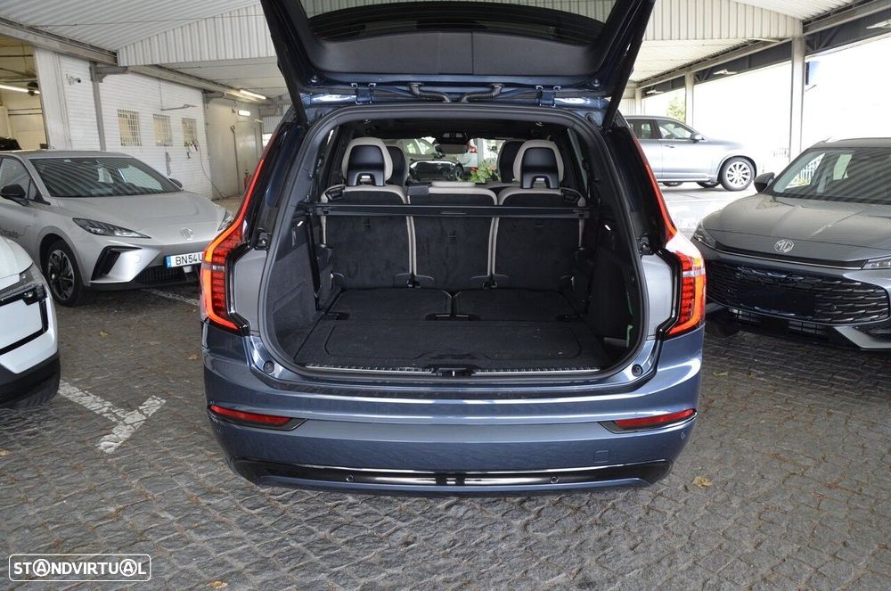 Volvo XC 90 2.0 T8 PHEV Plus Dark AWD - 8