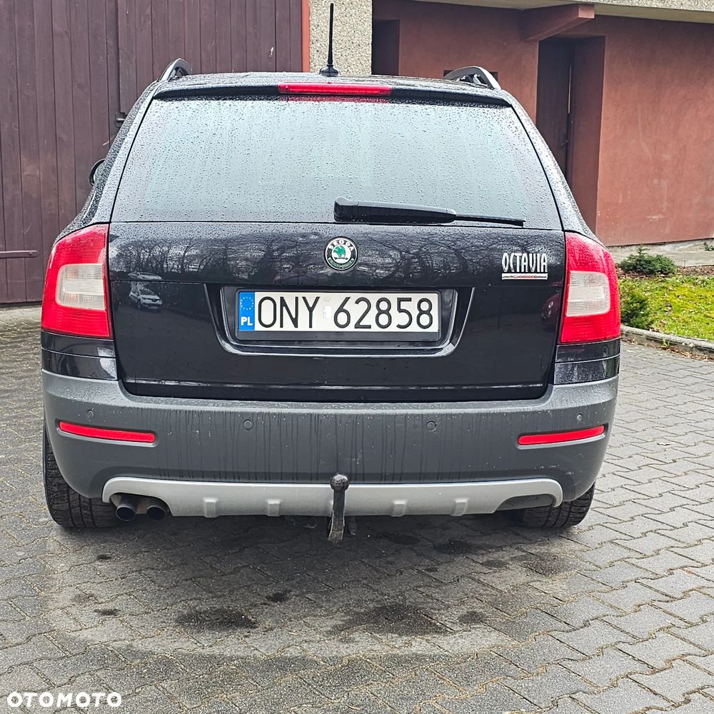 Skoda Octavia 2.0 TDI DPF Scout 4x4 - 10
