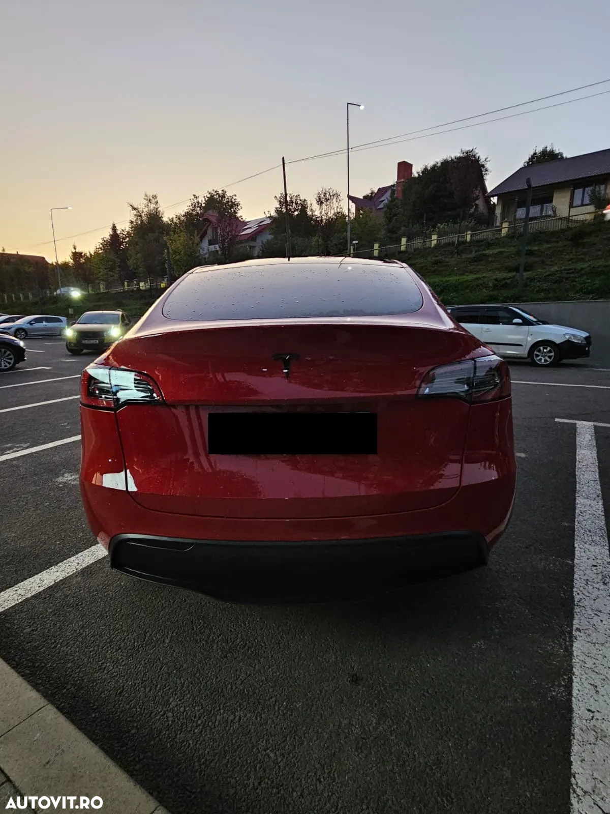Tesla Model Y Long Range Dual Motor AWD - 7