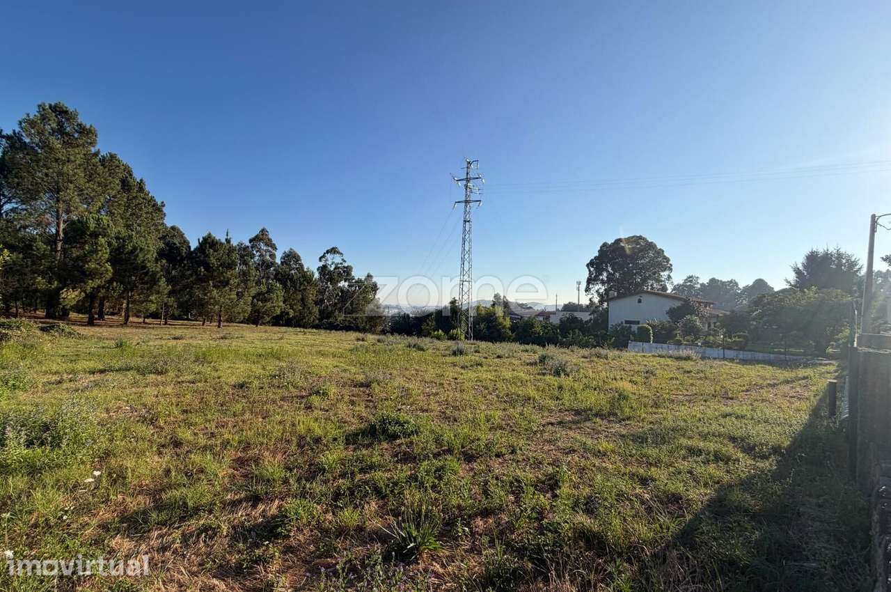 Terreno urbano com 3.404 m² em Gavião, Vila Nova de Famalicão - Grande imagem: 2/15