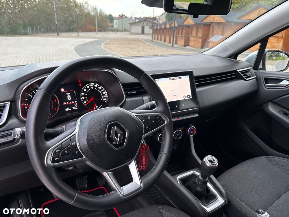 Renault Clio - 18