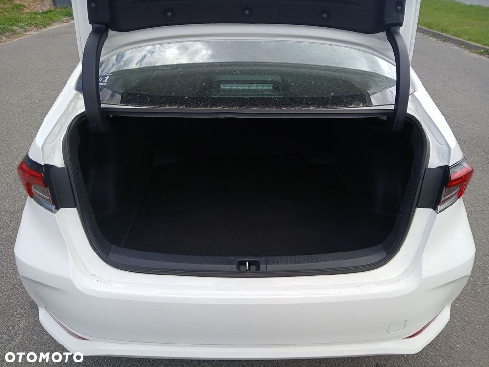 Toyota Corolla 1.8 Hybrid Comfort - 15