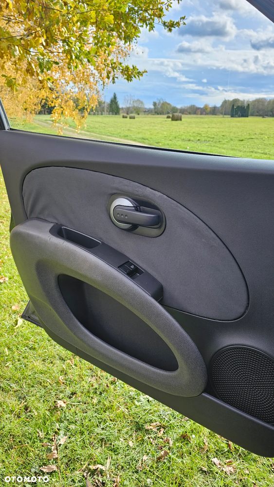 Nissan Micra 1.6 160SR - 12