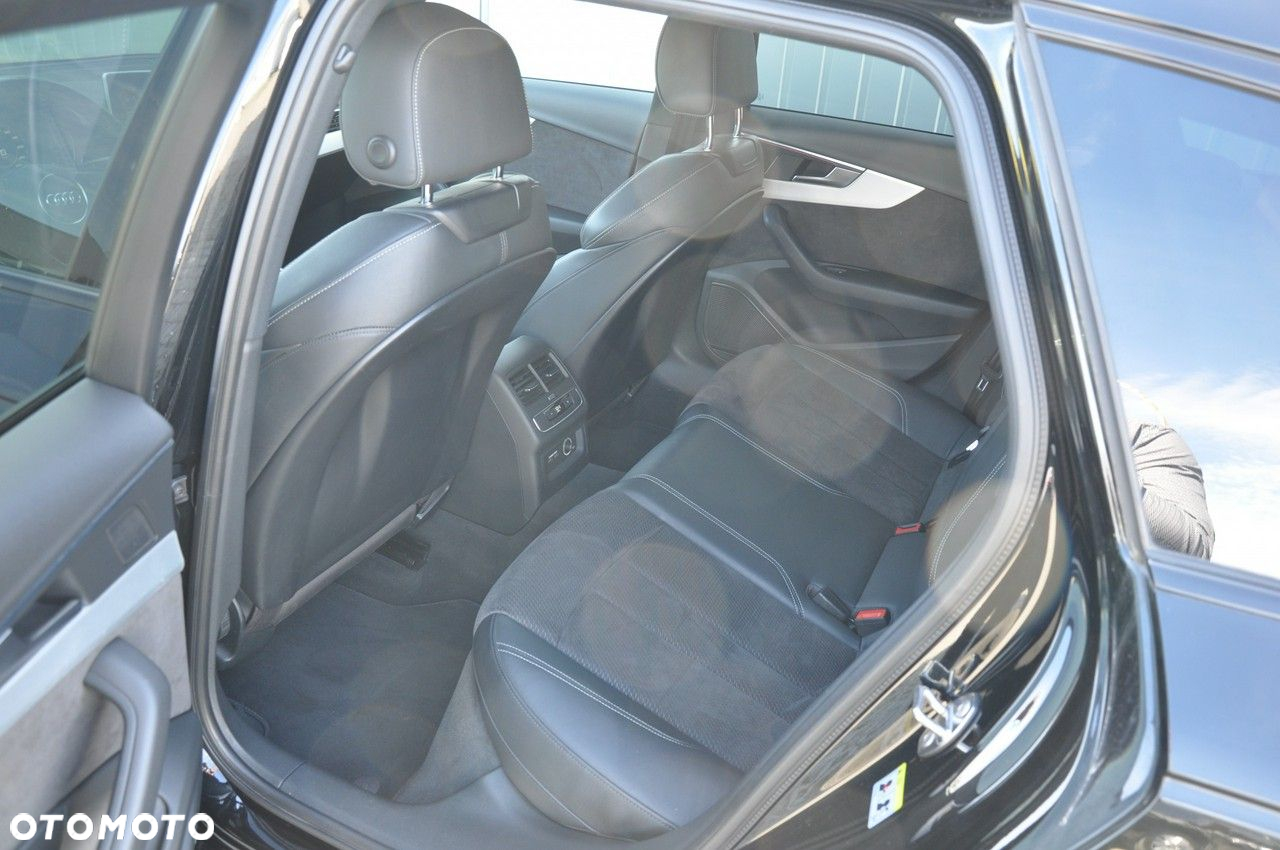 Audi A4 2.0 TDI Sport S tronic - 28