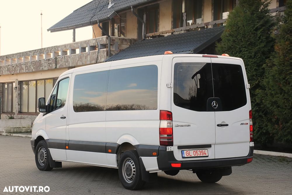 Mercedes-Benz Sprinter - 14