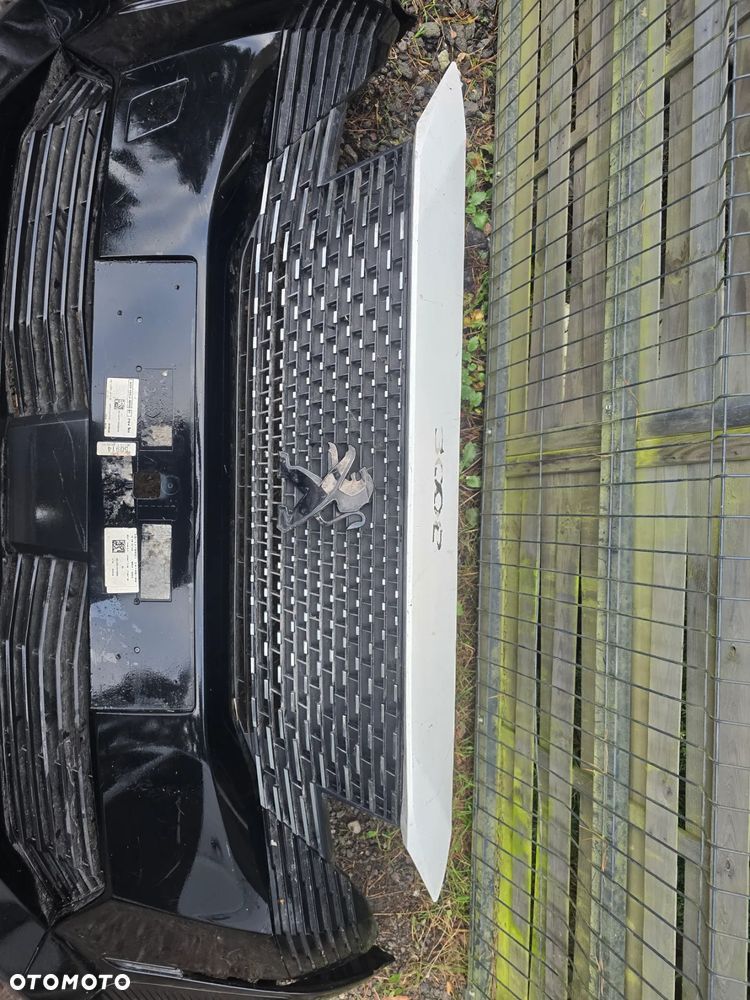 Peugeot 3008 II lift zderzak przód ładny oryginał - 3