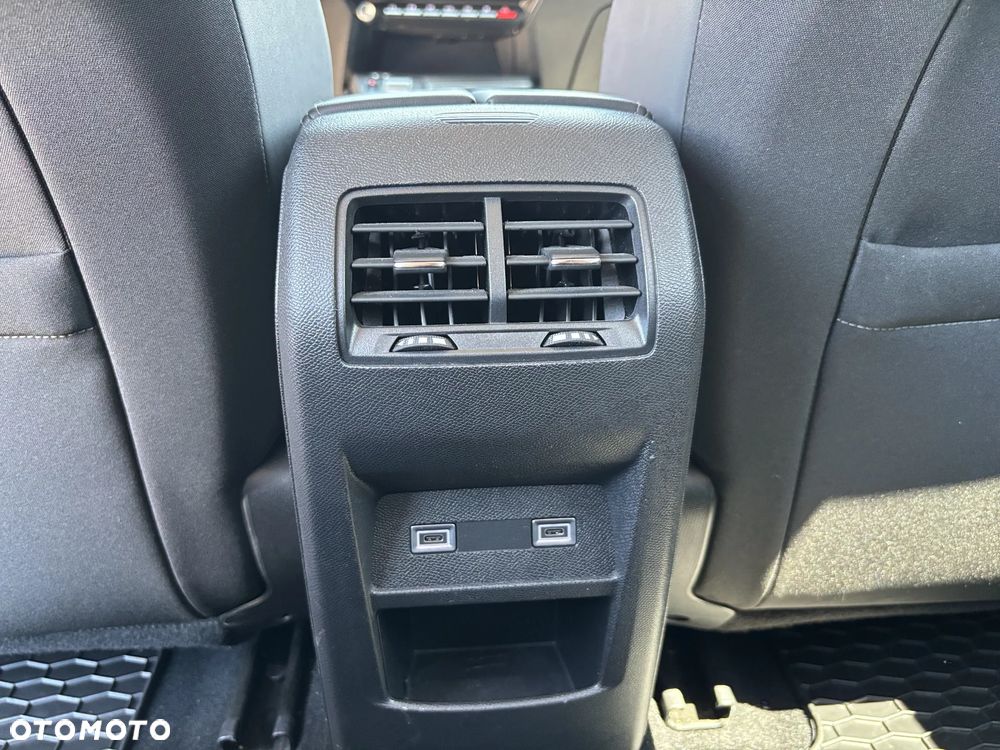 Peugeot 308 1.5 BlueHDi Allure Pack S&S EAT8 - 25