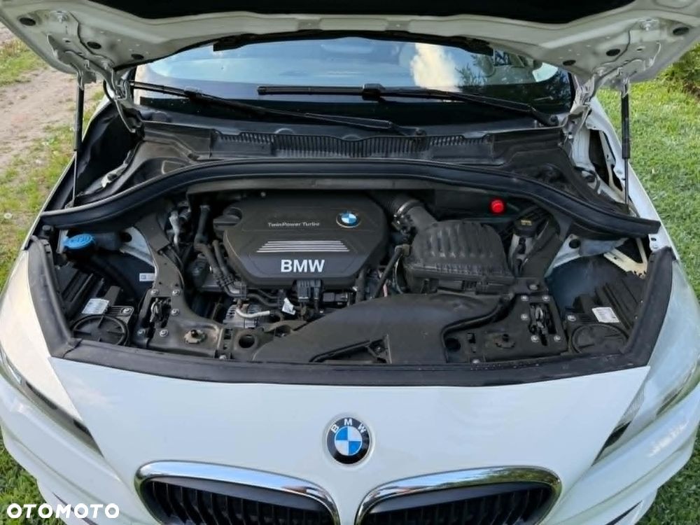 BMW Seria 2 214d - 18