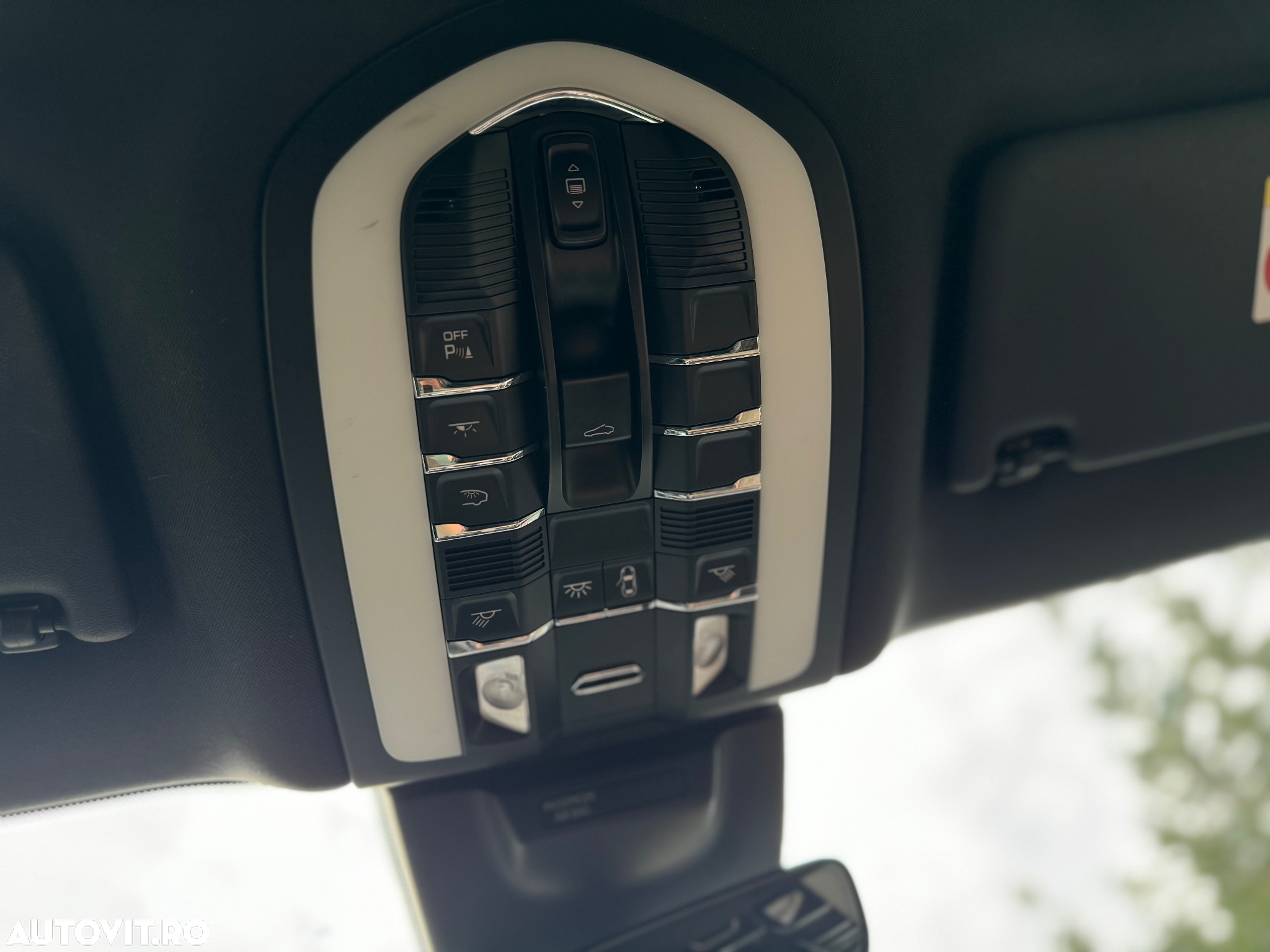 Porsche Macan Standard - 14
