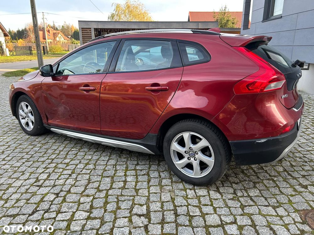 Volvo V40 Cross Country - 6