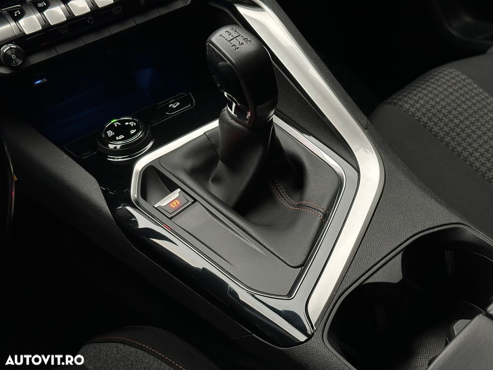 Peugeot 3008 1.6 BlueHDI S&S Active - 10