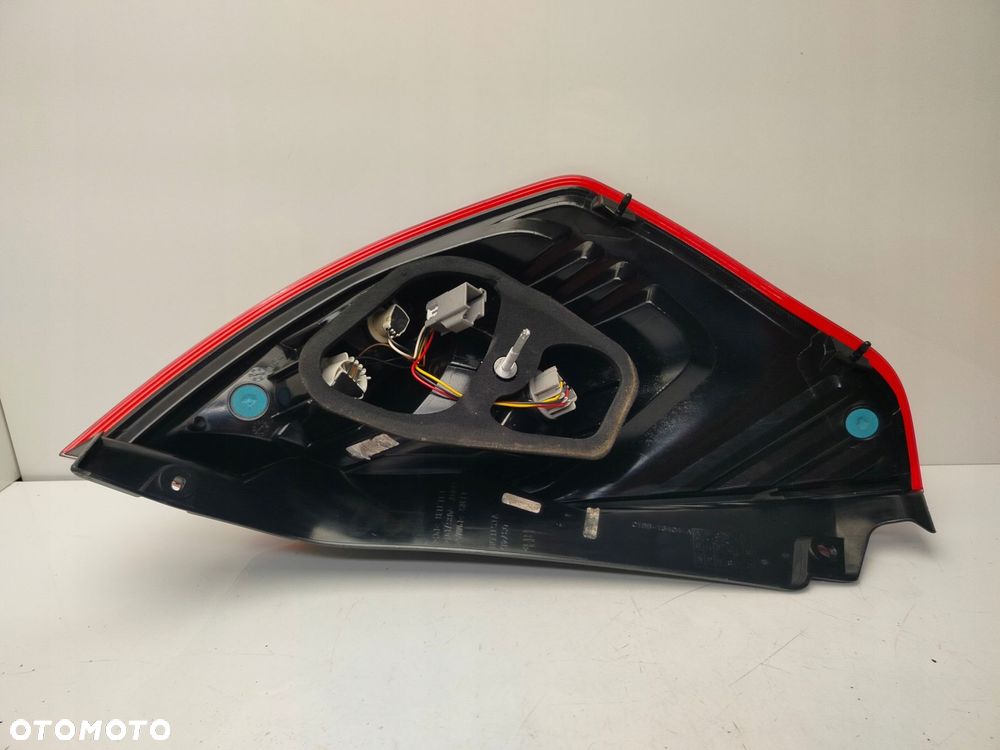 ford fiesta mk7 lift 12r- lampa prawy tył prawa tylna c1bb-13404-a - 5