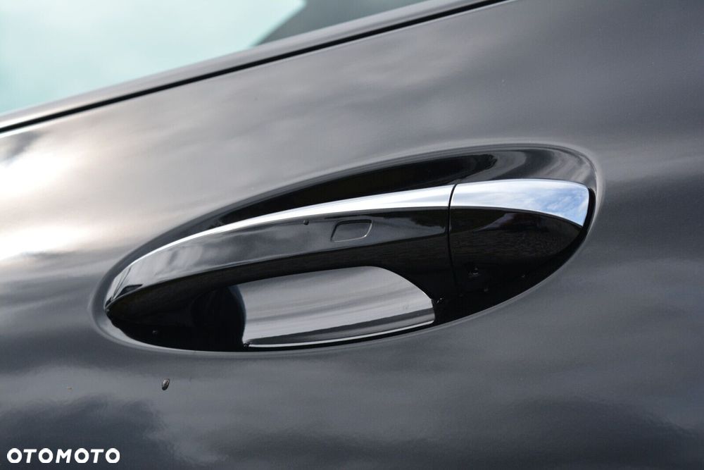 Mercedes-Benz GLA 200 AMG Line - 23