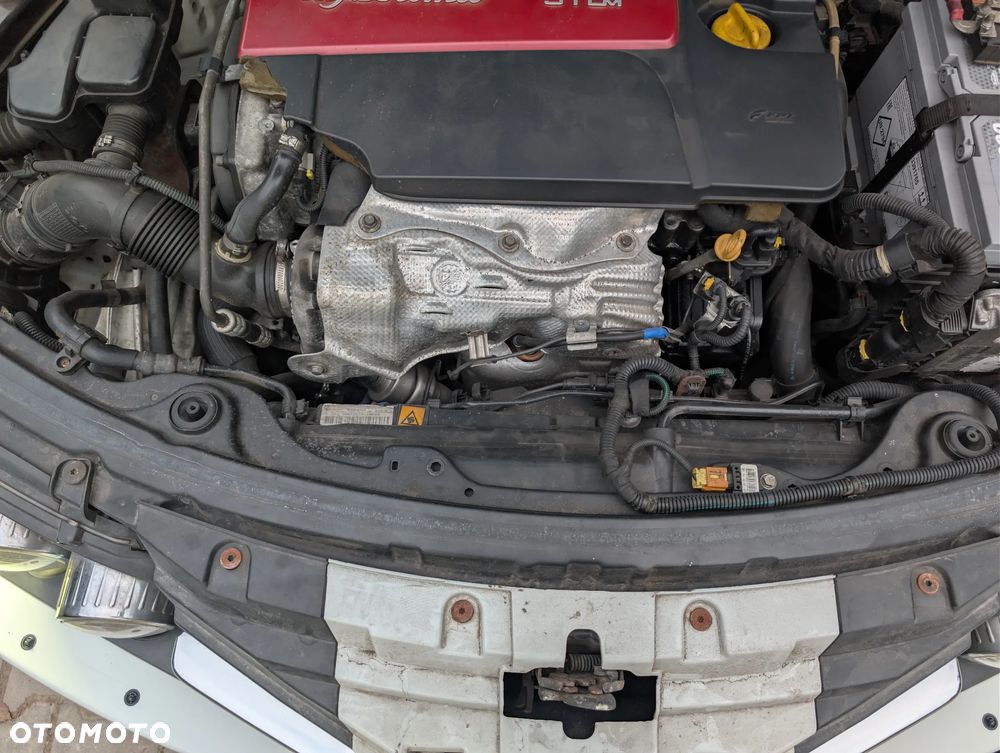 Alfa Romeo 159 2.0 JTDM 16V DPF - 23