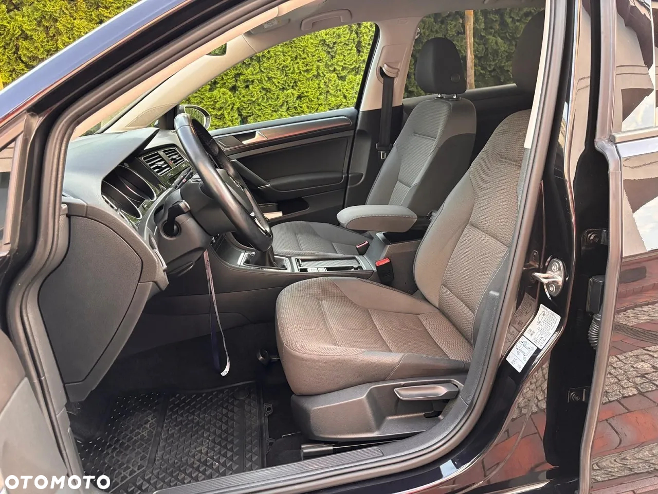 Volkswagen Golf VII 1.6 TDI BMT Comfortline - 8