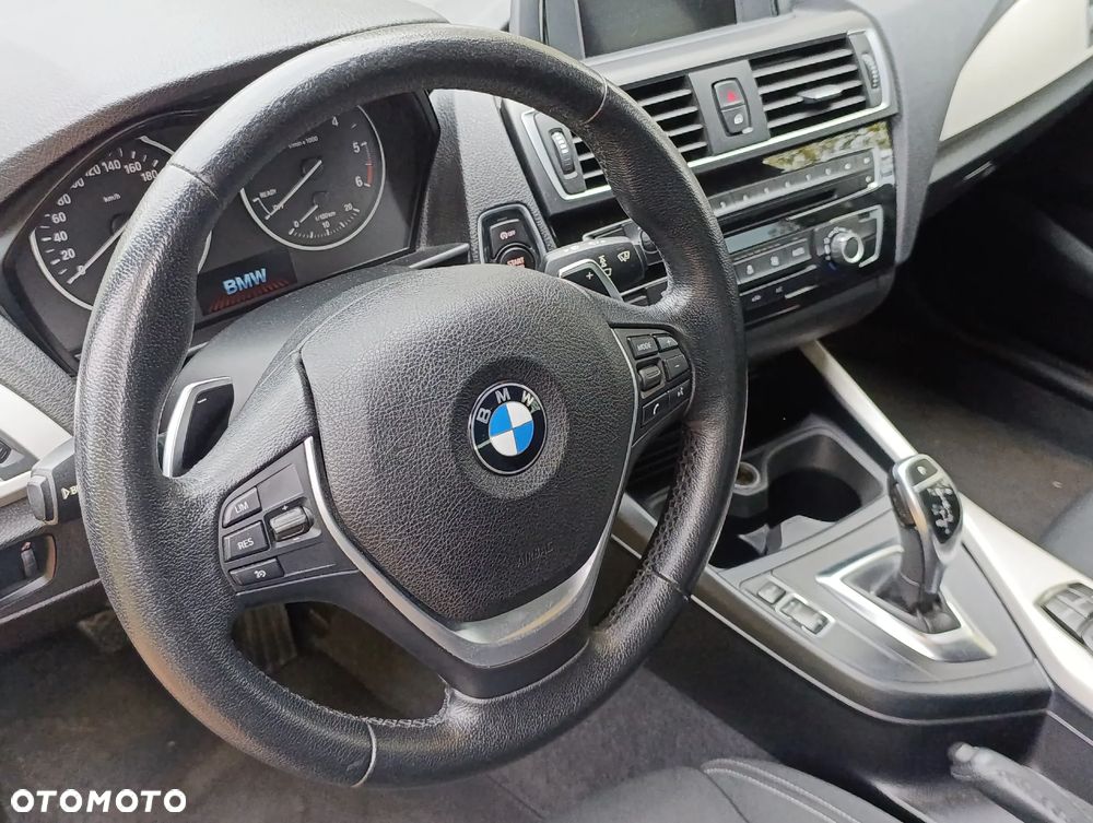 BMW Seria 1 125d - 8