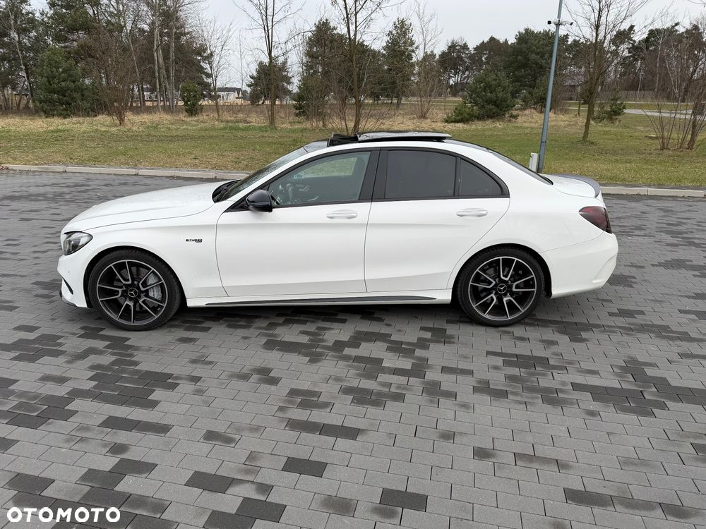 Mercedes-Benz Klasa C AMG 43 4Matic 9G-TRONIC - 2