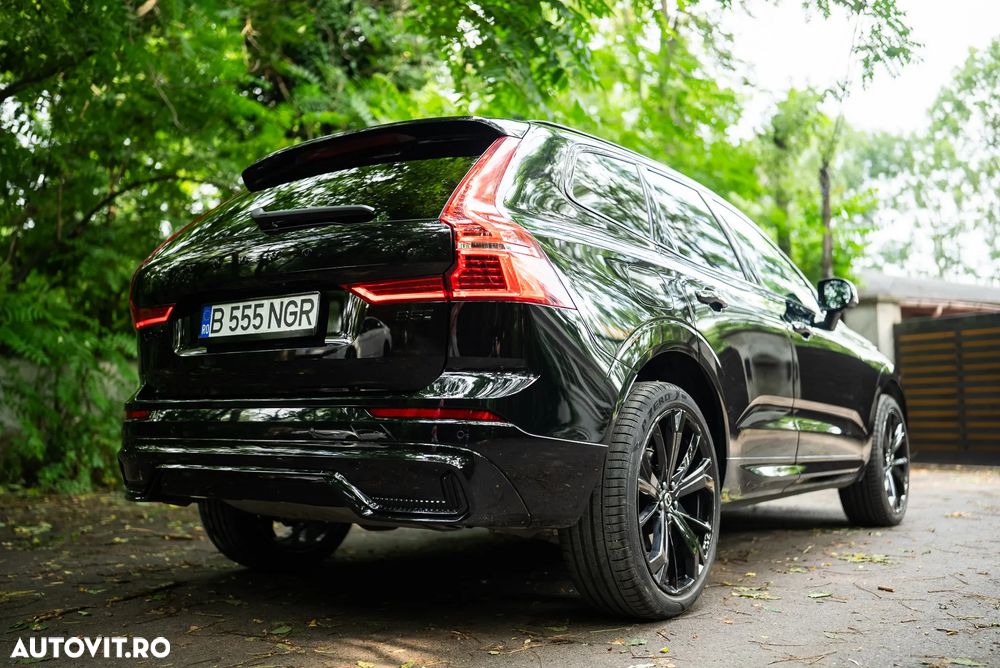 Volvo XC 60 B5 AT AWD MHEV Plus Dark - 4