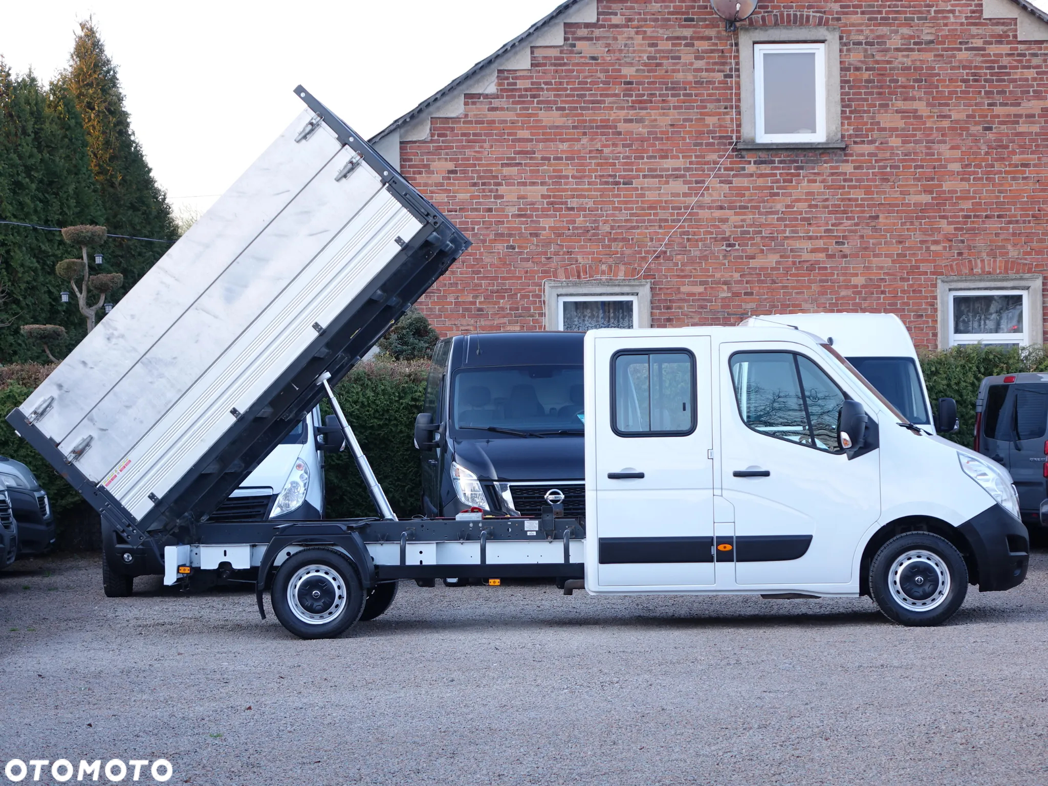 Renault Master 7-osobowy WYWROTKA doka MAŁY PRZEBIEG - 6