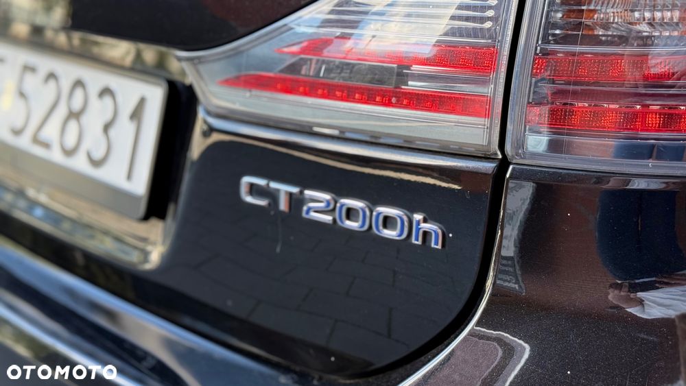 Lexus CT 200h Elite - 8